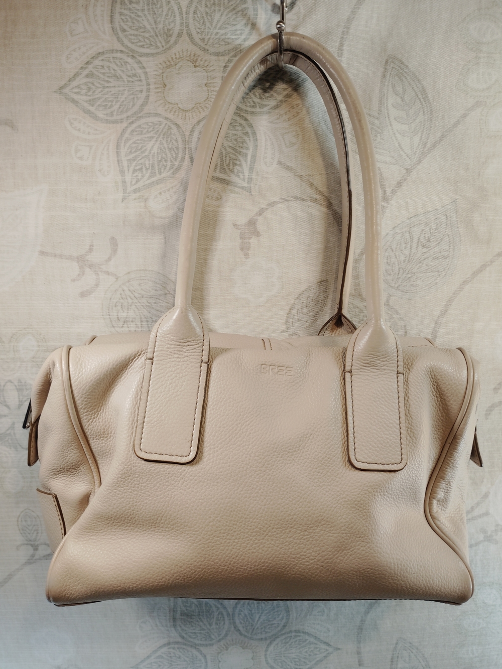 Bree Taupe Genuine Leather Shoulder Bag — Classic Everyday Carry